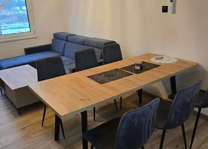 アパート Kameralne Kladno *