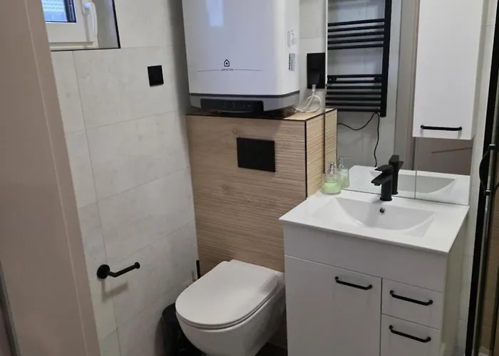 Kameralne Kladno アパート *